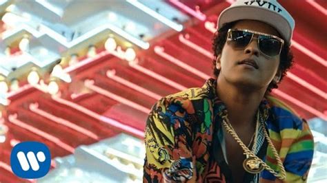 Bruno Mars 24k Magic T.